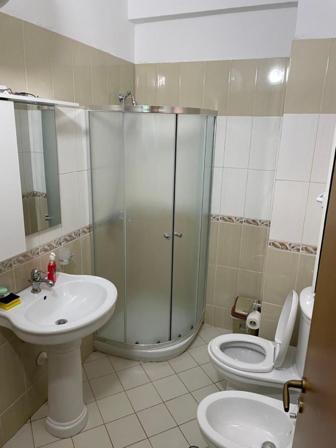 Family Suite Residence Vlore Exterior photo
