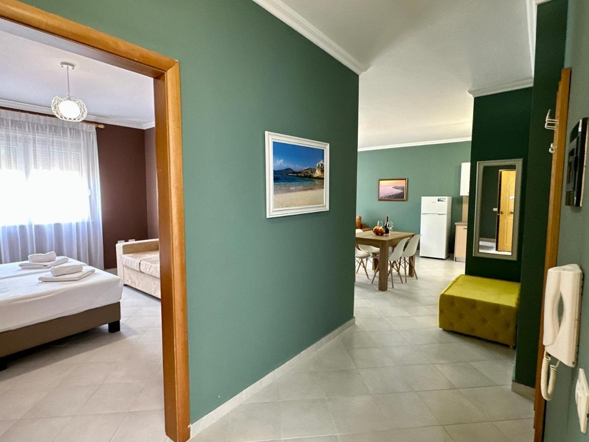 Family Suite Residence Vlore Exterior photo